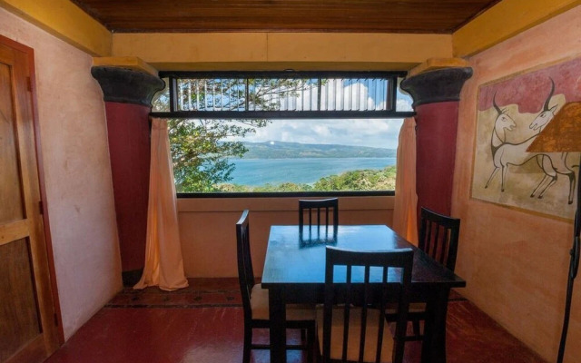 Lake Arenal Brewery Hostel