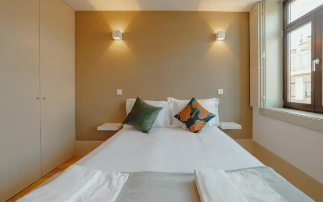 Legacy Oporto Design Apartment H by Vacationy