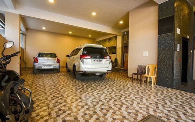 Fabhotel Saravana Executive
