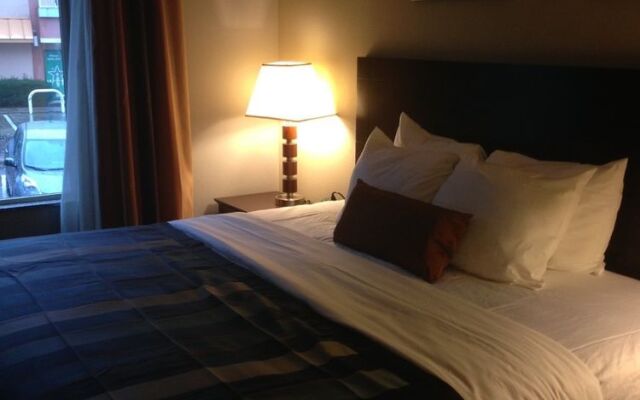 Wingate by Wyndham Athens Near Downtown