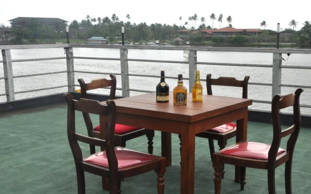 Luthmin River View
