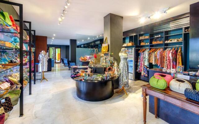 Suites by Watermark Hotel and Spa