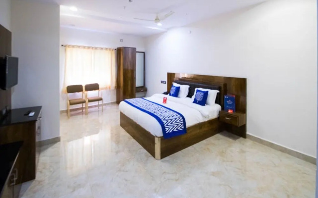 Bhadras Grand by OYO Rooms