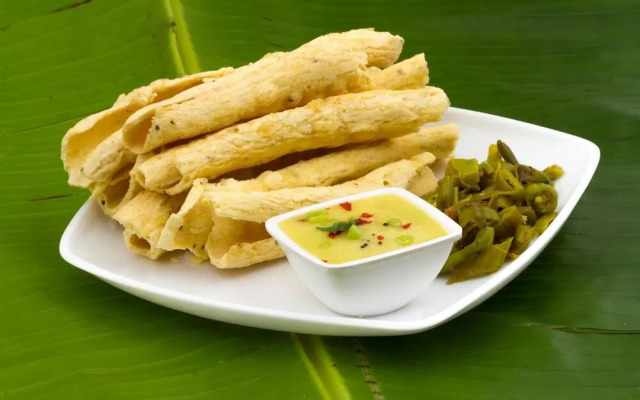 Collection O NH 7 Residency