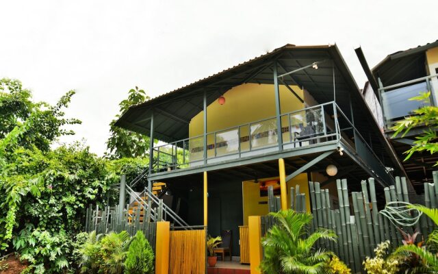 OYO 17264 Ashvem Beach Resort