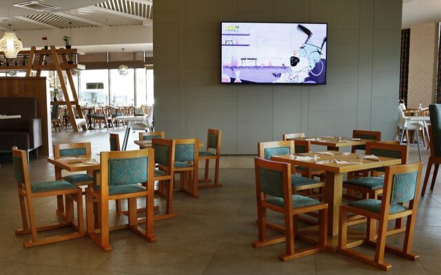Long Beach Harmony Hotel & Spa