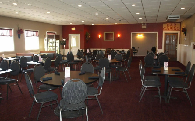 Yellowstone River Inn