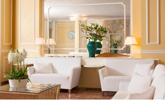 Hotel & Resort Gallia