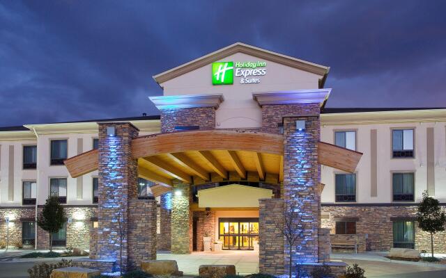 Holiday Inn Express & Suites Loveland, an IHG Hotel