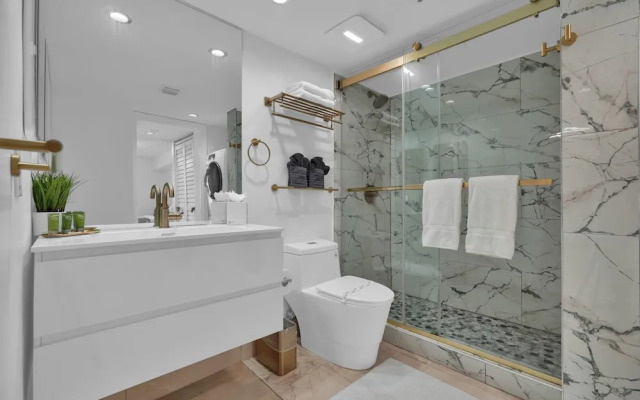 Zeus Sanctuary in Brickell Miami