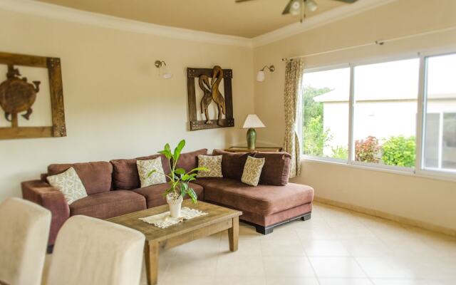 Well Furnished w Private Pool, BBQ & Palapa Bar
