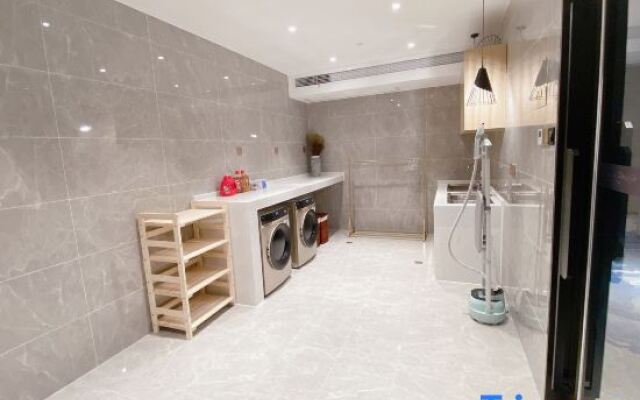 Qingmu Li Hotel (Nanjing University Guangzhou Road)