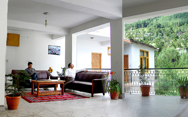Hotel Surya International - Manali – Lobby – Manali