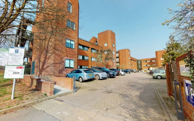 Luxury Apartment - Town Centre North Stevenage