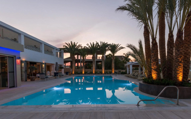 Dedalos Hotel