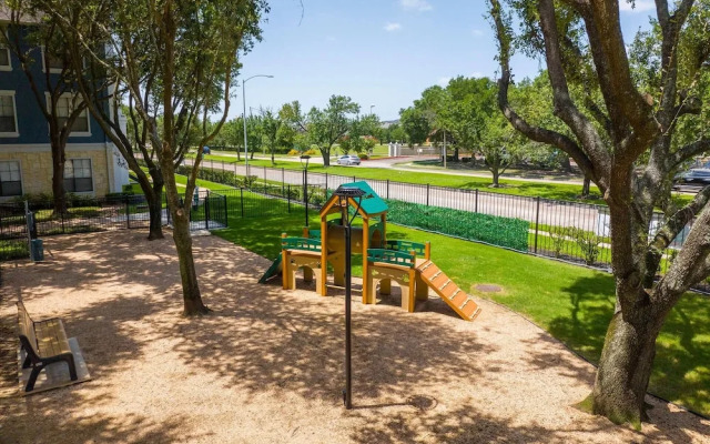 Landing Apartments Houston