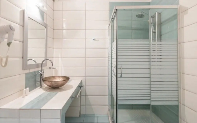 Отель Maranton Beach