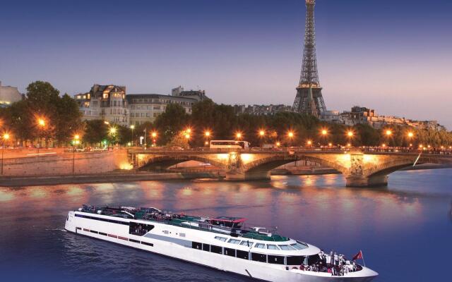 VIP Paris Yacht Hotel