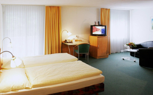 Apart-Hotel Zurich Airport