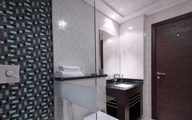LUX The Cayan Superior Suite
