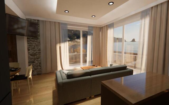 Black Rocks Luxury Seafront Beach Suite