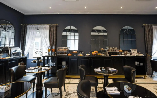 Boutique Hotel Metro 900