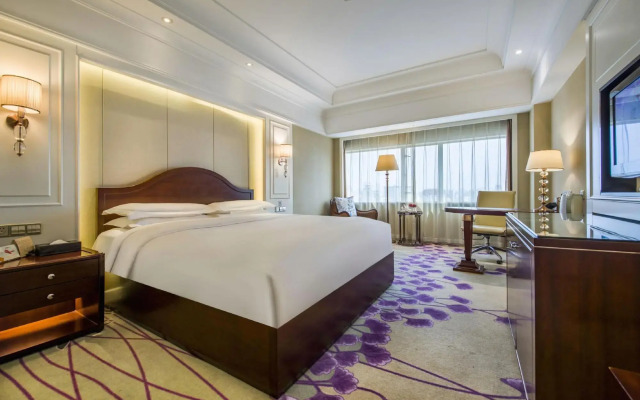Four Points by Sheraton Kunming, Downtown