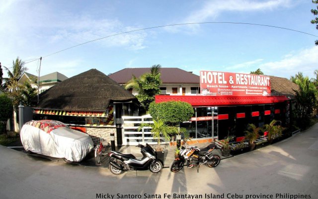 Micky Santoro Hotel & Restaurant