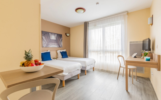 Zenitude Hôtel - Résidences Magny les Hameaux