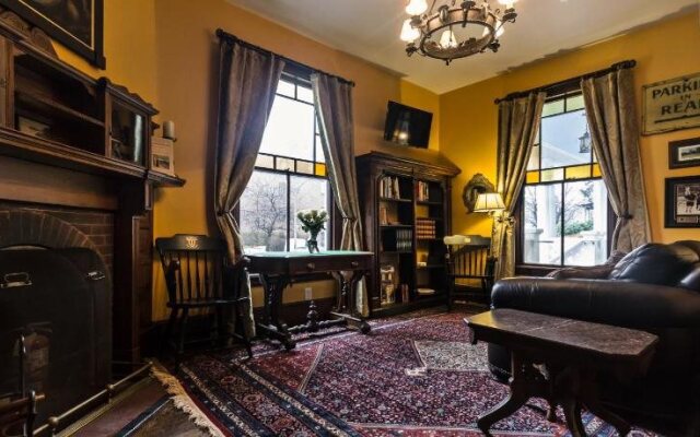 The Samuel Sewall Inn