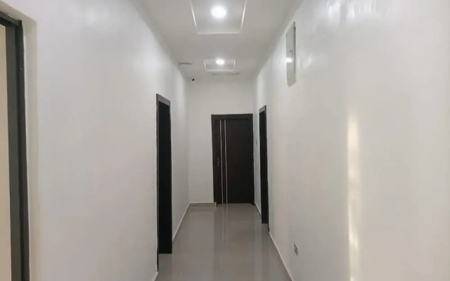 Shimawa-house-sleeps4-luxury&privacy-24/7 Security