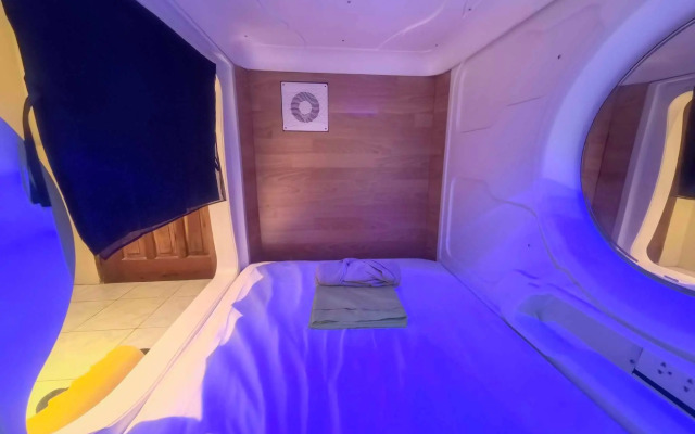 Pescadores Seaview Suites Moalboal