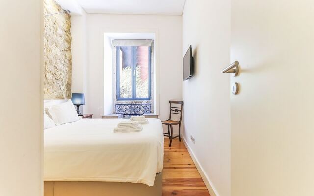 JOIVY Polished 1BR Apt, close by Avenida da Liberdade