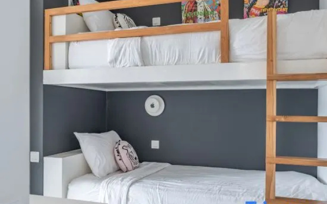 Villa Luja by GORO - 5 Bedroom Jacuzzi, Gym, Golf – Guest Rooms – Canggu