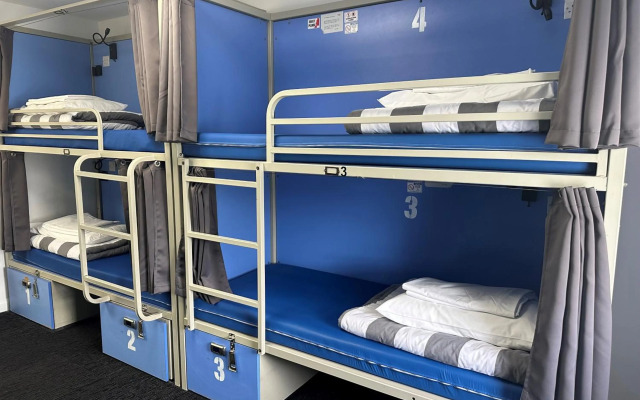 Smart Hyde Park Inn Hostel