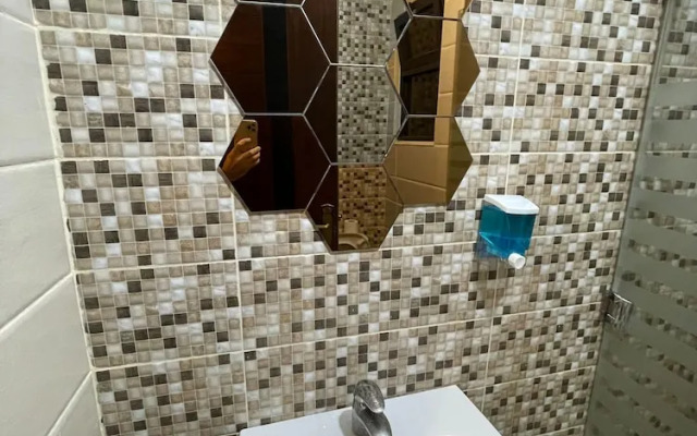 Apartment With Modern Amenities