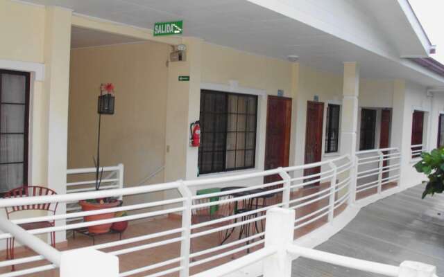 Hotel Playa Bonita