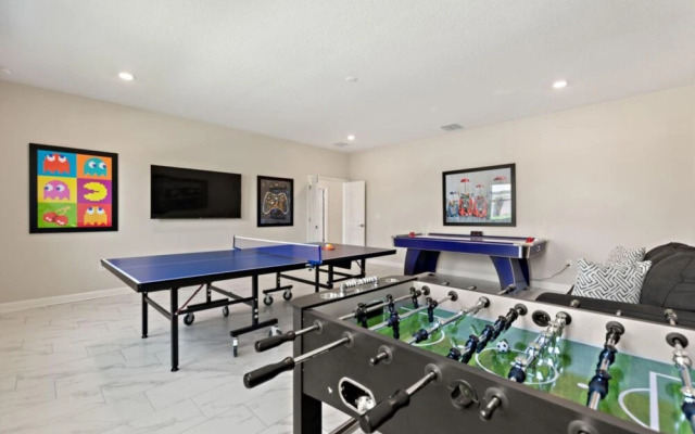 5BR ChampionsGate Town Home