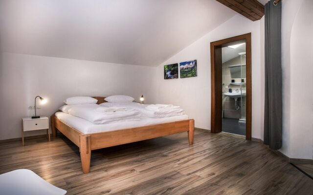 Alpine View Apartments