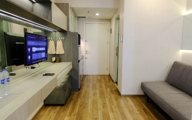 Homey 1Br At Apartment Parahyangan Residence