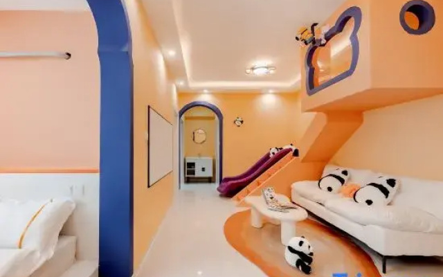 Panda Youkong Designer Suite Homestay (Chengdu Panda Base)