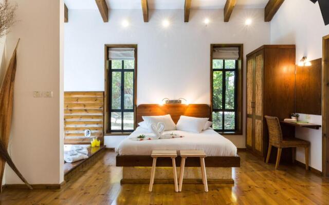 Ein Harod Ichud Kibbutz Country Lodging by KHC