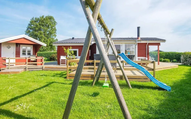 Spacious Holiday Home in Hejls near Sea