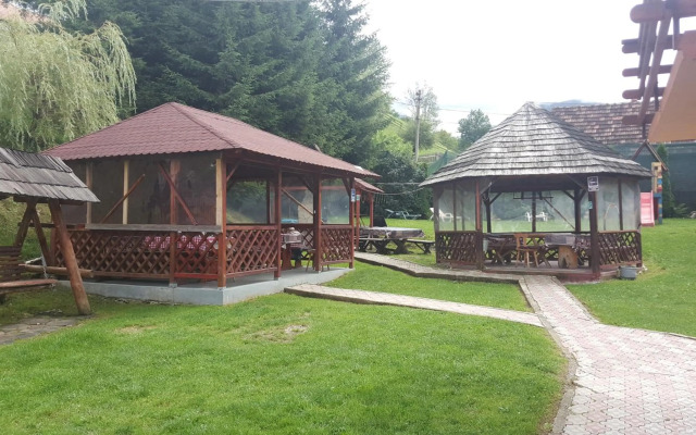 Pensiunea Dealul Frumos