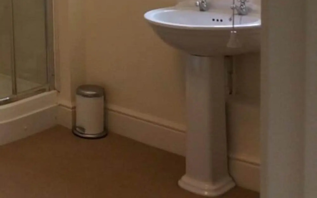 Castle Farm House B&B