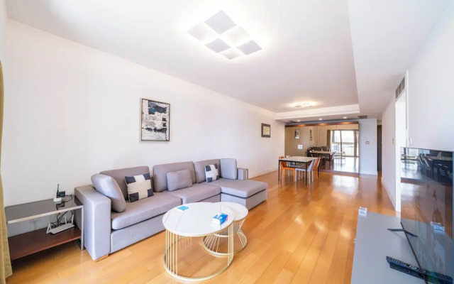 Tyms Comfortable 2BR 1BA Apt Xujiahui