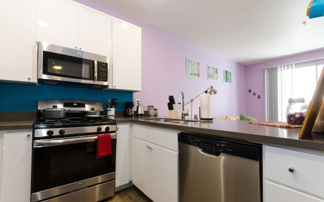 Studio City Universal Apartments