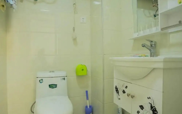 Xin Wo Hotel Apartment Railway Station