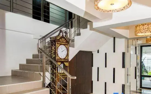 Ratana Hotel Sakdidet, Phuket Town