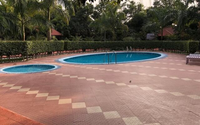 Jungle Leela Resort